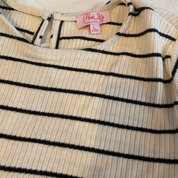 Pink Lily Striped Romper - Picture 3 of 3